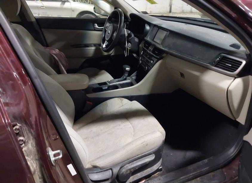 Photo 5 of 2018 Kia Optima LX (VIN 5XXGT4L32JG260564)