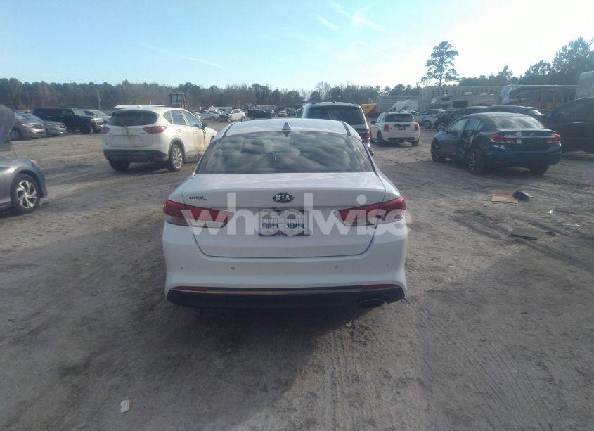 Photo 16 of 2018 Kia Optima LX (VIN 5XXGT4L32JG273573)