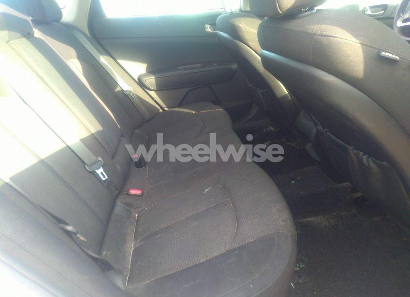 Photo 8 of 2018 Kia Optima LX (VIN 5XXGT4L32JG273573)