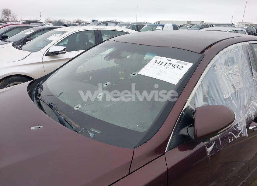 Photo 6 of 2019 Kia Optima LX (VIN 5XXGT4L32KG284980)