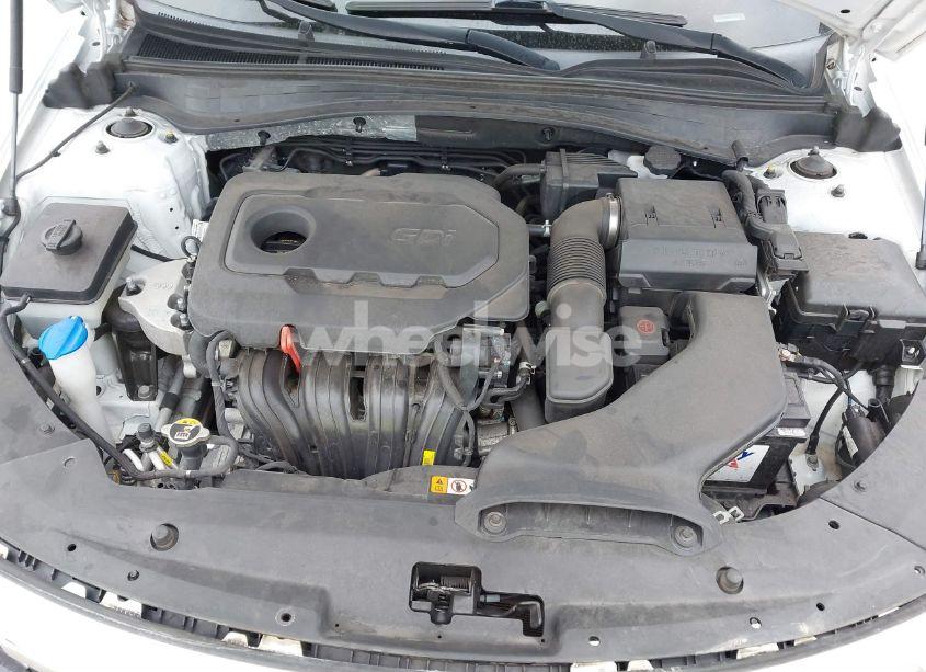 Photo 10 of 2019 Kia Optima LX (VIN 5XXGT4L32KG298569)