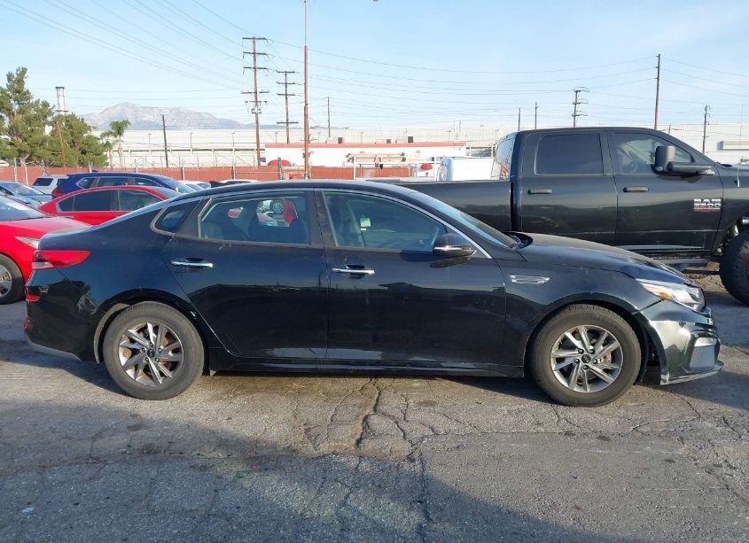 Photo 13 of 2019 Kia Optima LX (VIN 5XXGT4L32KG305455)