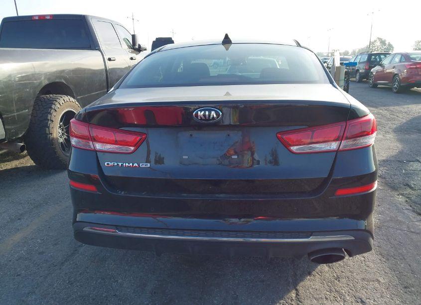 Photo 16 of 2019 Kia Optima LX (VIN 5XXGT4L32KG305455)