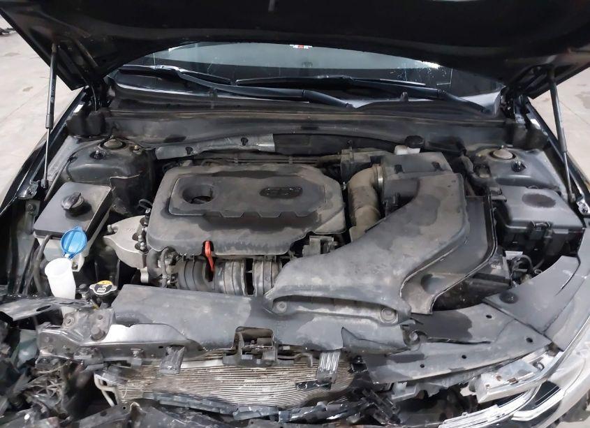 Photo 10 of 2019 Kia Optima S (VIN 5XXGT4L32KG314544)