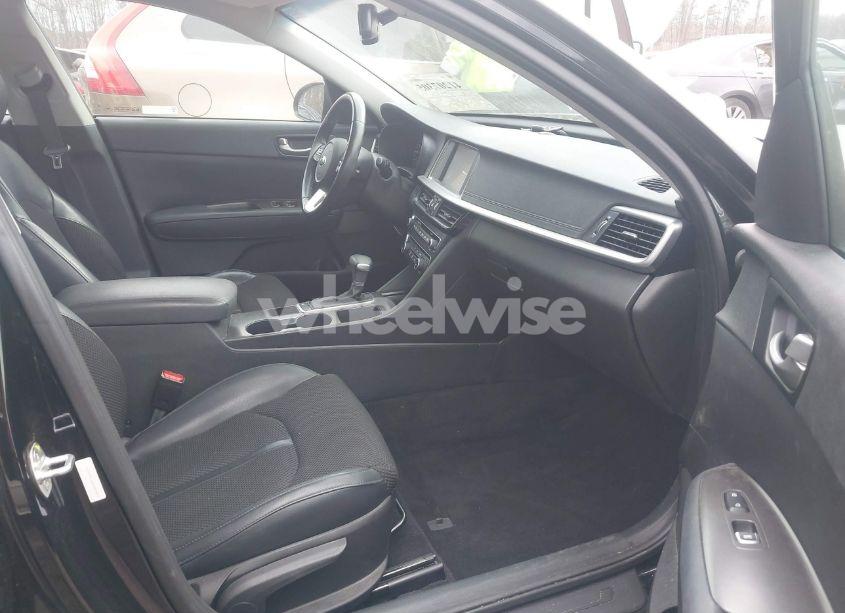 Photo 5 of 2019 Kia Optima S (VIN 5XXGT4L32KG329805)
