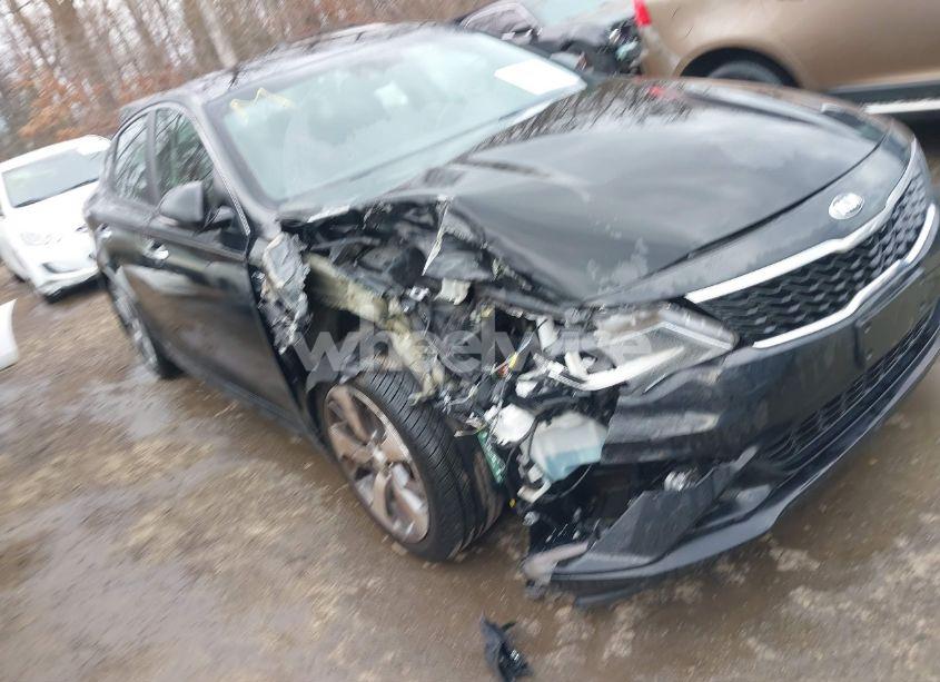 Photo 6 of 2019 Kia Optima S (VIN 5XXGT4L32KG329805)