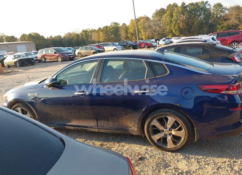 Photo 14 of 2019 Kia Optima S (VIN 5XXGT4L32KG331117)