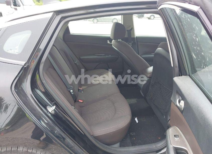 Photo 8 of 2019 Kia Optima LX (VIN 5XXGT4L32KG332719)