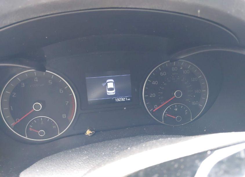 Photo 14 of 2019 Kia Optima LX (VIN 5XXGT4L32KG339153)