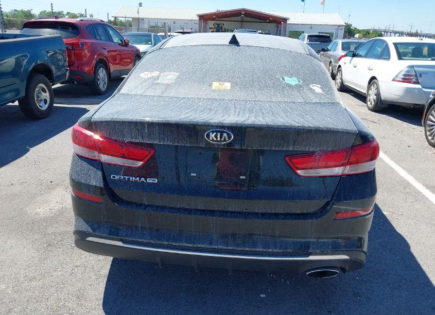 Photo 15 of 2019 Kia Optima LX (VIN 5XXGT4L32KG339153)