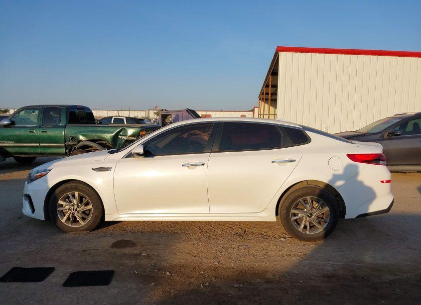 Photo 14 of 2019 Kia Optima LX (VIN 5XXGT4L32KG343235)