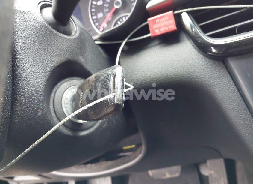 Photo 11 of 2019 Kia Optima LX (VIN 5XXGT4L32KG352985)