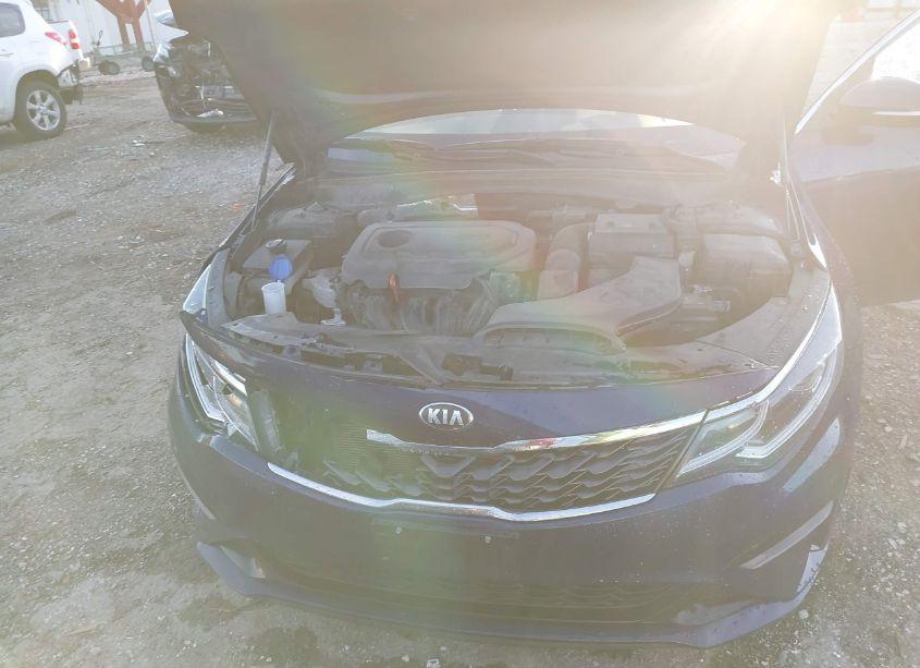 Photo 10 of 2019 Kia Optima LX (VIN 5XXGT4L32KG359306)
