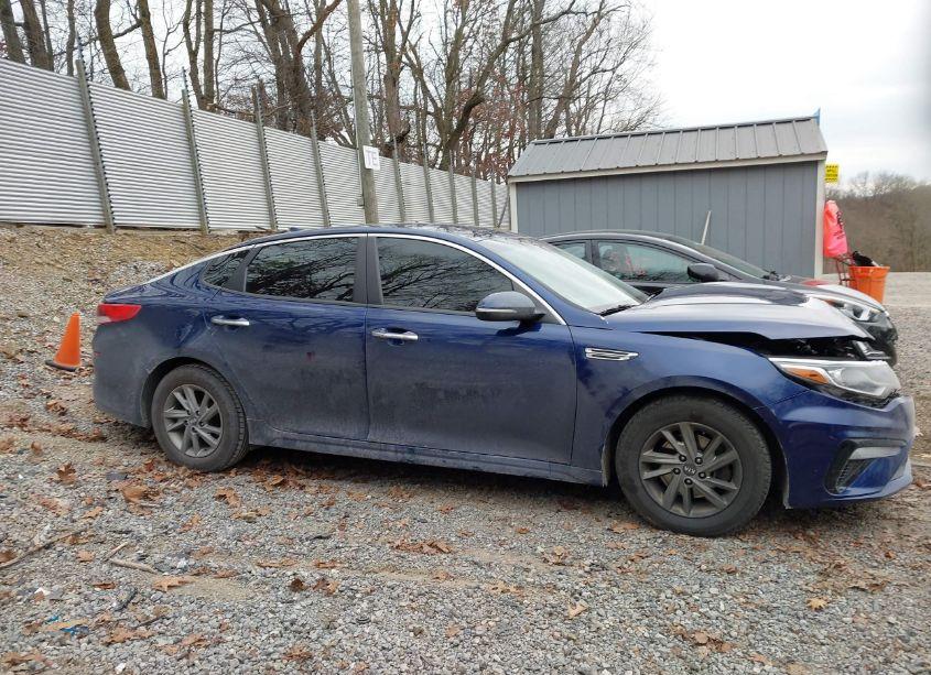 Photo 14 of 2019 Kia Optima LX (VIN 5XXGT4L32KG364120)