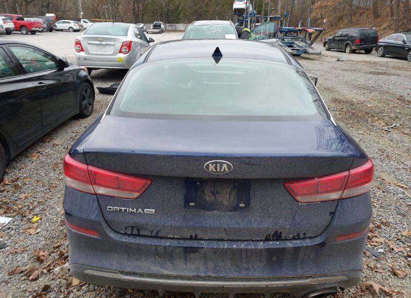 Photo 17 of 2019 Kia Optima LX (VIN 5XXGT4L32KG364120)