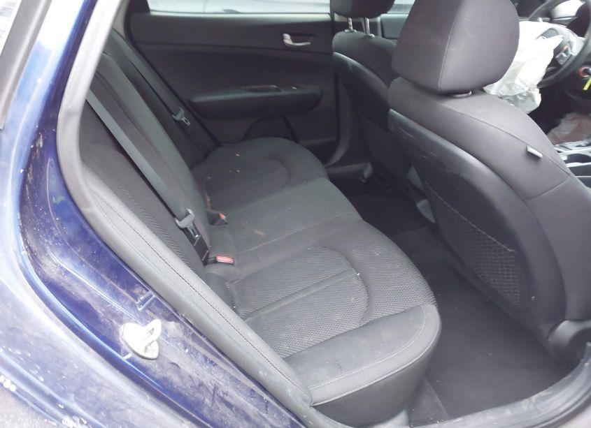 Photo 8 of 2019 Kia Optima LX (VIN 5XXGT4L32KG364120)