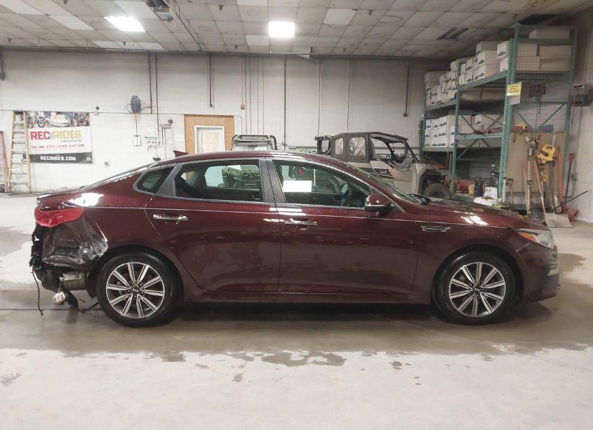 Photo 13 of 2019 Kia Optima LX (VIN 5XXGT4L32KG370435)
