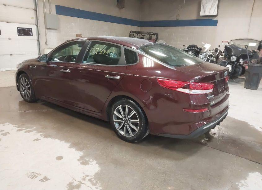 Photo 3 of 2019 Kia Optima LX (VIN 5XXGT4L32KG370435)