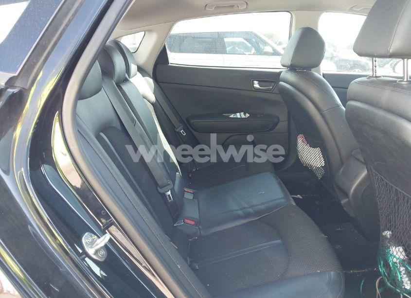 Photo 8 of 2019 Kia Optima S (VIN 5XXGT4L32KG372587)