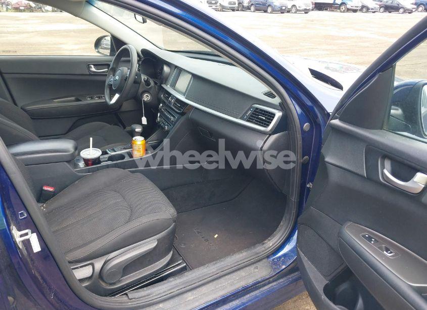 Photo 5 of 2019 Kia Optima LX (VIN 5XXGT4L32KG375070)