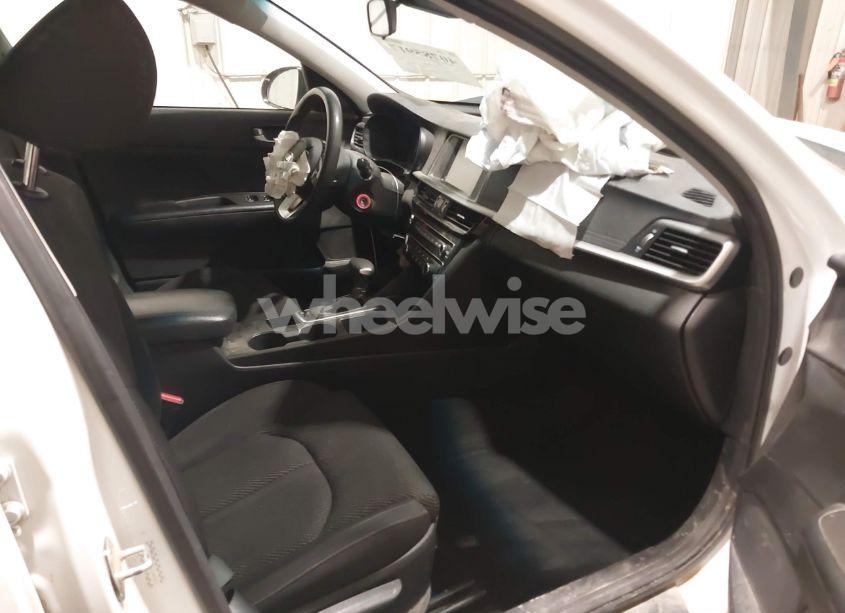 Photo 5 of 2020 Kia Optima LX (VIN 5XXGT4L32LG394087)