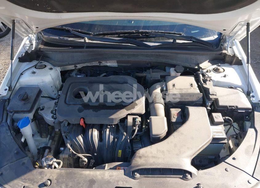 Photo 10 of 2020 Kia Optima LX (VIN 5XXGT4L32LG412443)