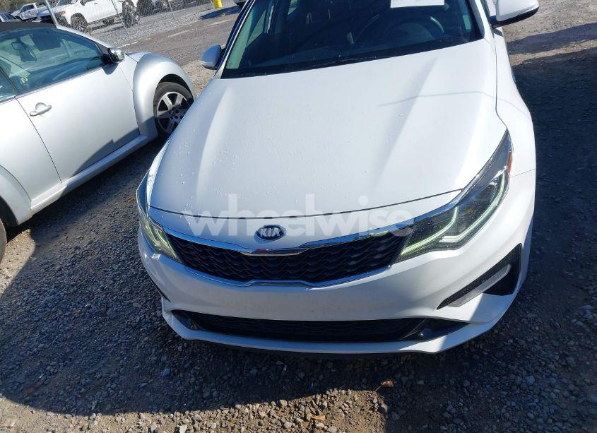 Photo 12 of 2020 Kia Optima LX (VIN 5XXGT4L32LG412443)