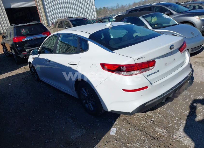 Photo 3 of 2020 Kia Optima LX (VIN 5XXGT4L32LG412443)