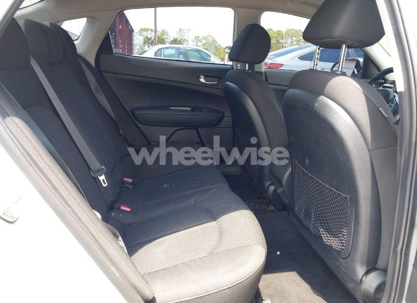 Photo 8 of 2020 Kia Optima LX (VIN 5XXGT4L32LG420218)