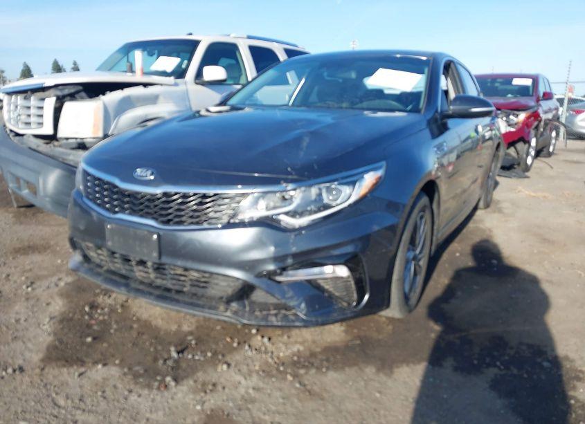 Photo 2 of 2020 Kia Optima LX (VIN 5XXGT4L32LG423376)