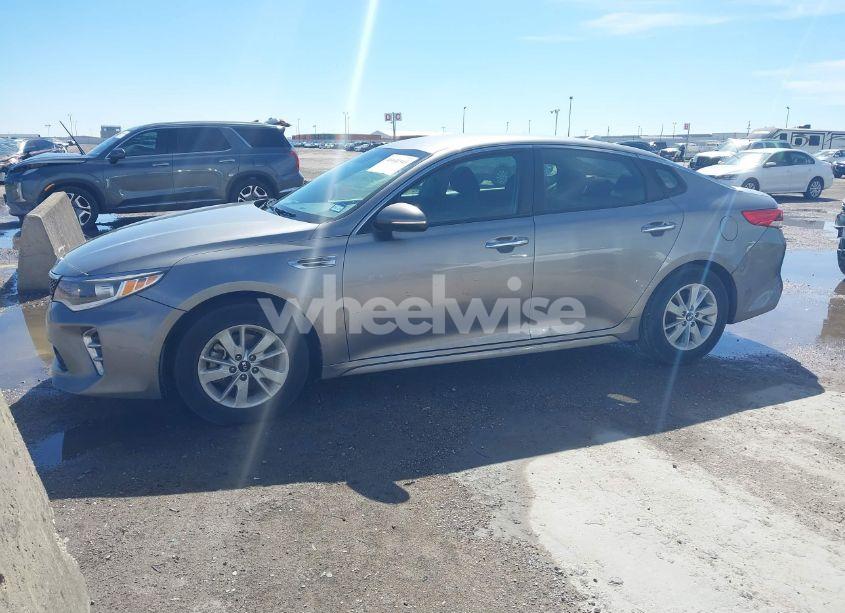 Photo 6 of 2016 Kia Optima LX (VIN 5XXGT4L33GG025549)