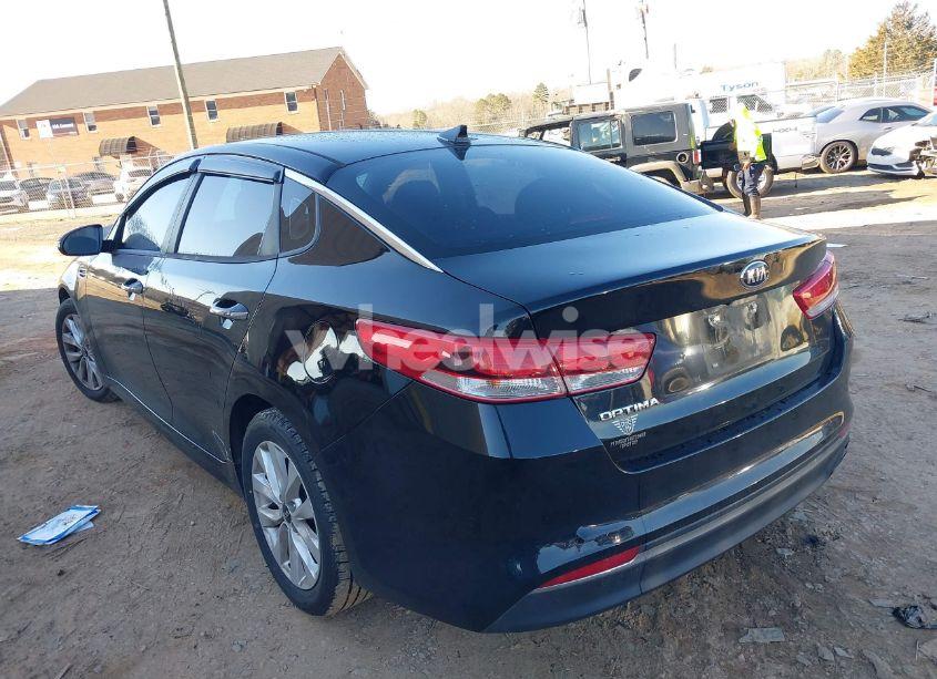 Photo 3 of 2016 Kia Optima LX (VIN 5XXGT4L33GG036874)