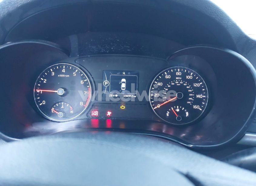 Photo 7 of 2016 Kia Optima LX (VIN 5XXGT4L33GG036874)