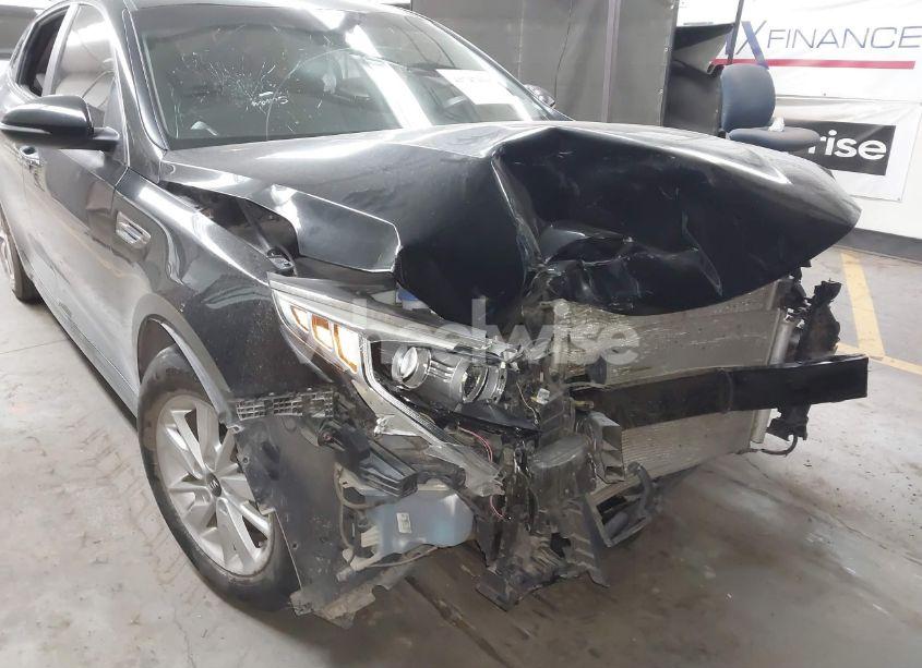 Photo 18 of 2016 Kia Optima LX (VIN 5XXGT4L33GG053366)