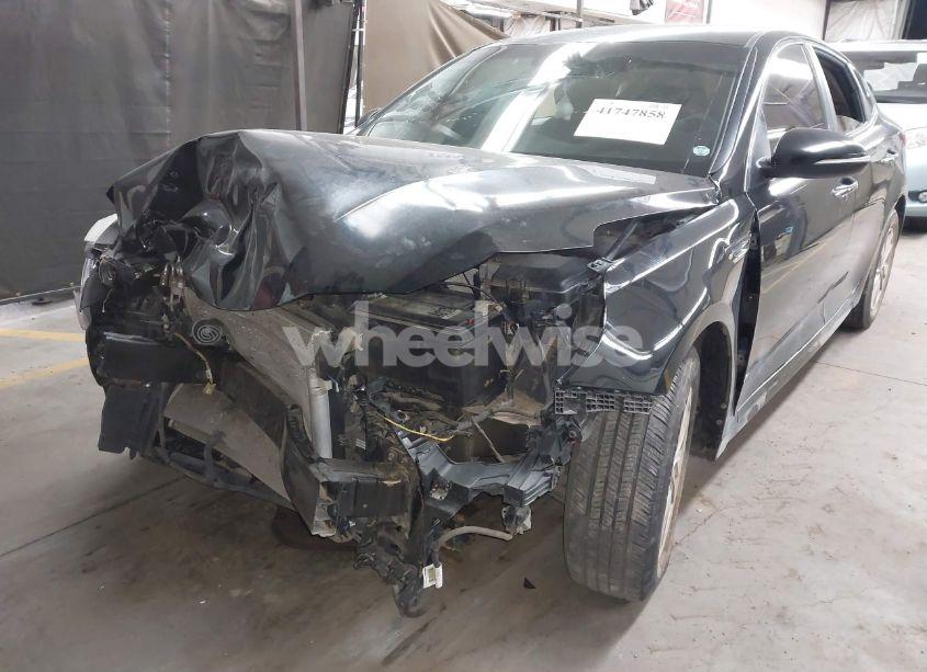 Photo 6 of 2016 Kia Optima LX (VIN 5XXGT4L33GG053366)