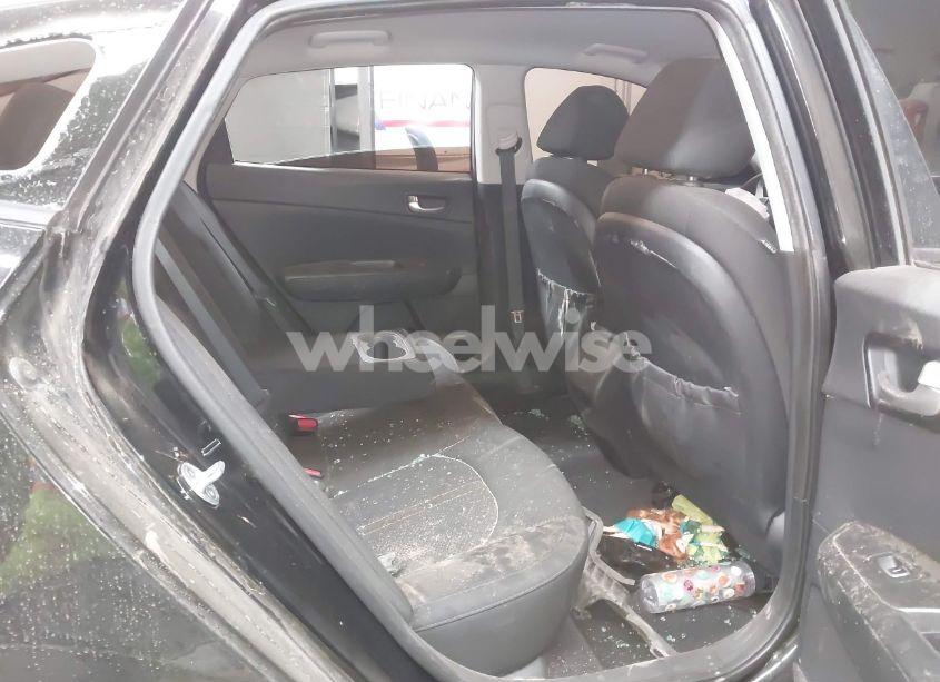 Photo 8 of 2016 Kia Optima LX (VIN 5XXGT4L33GG053366)