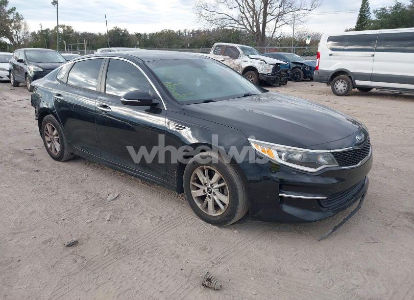 2016 Kia Optima LX (VIN 5XXGT4L33GG088604) main photo