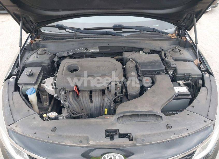 Photo 10 of 2016 Kia Optima LX (VIN 5XXGT4L33GG088604)