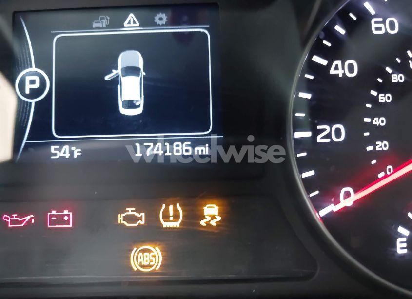 Photo 15 of 2016 Kia Optima LX (VIN 5XXGT4L33GG088604)