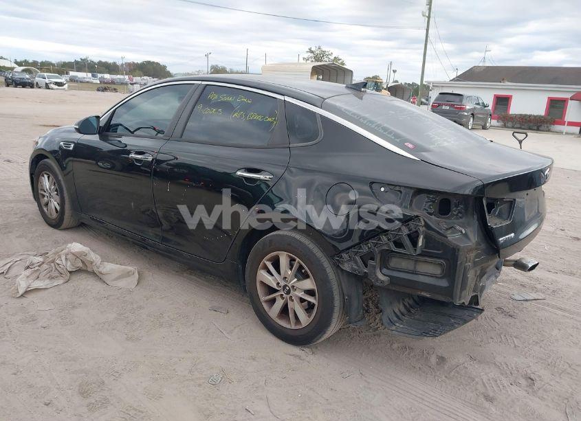 Photo 3 of 2016 Kia Optima LX (VIN 5XXGT4L33GG088604)