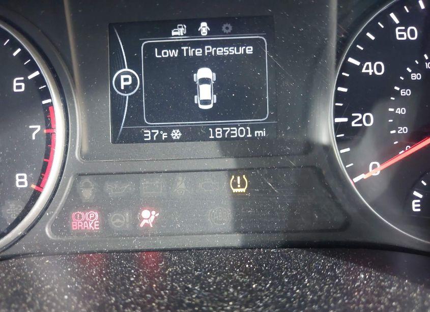 Photo 15 of 2016 Kia Optima LX (VIN 5XXGT4L33GG100301)