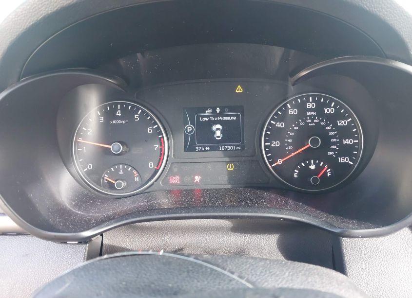 Photo 7 of 2016 Kia Optima LX (VIN 5XXGT4L33GG100301)