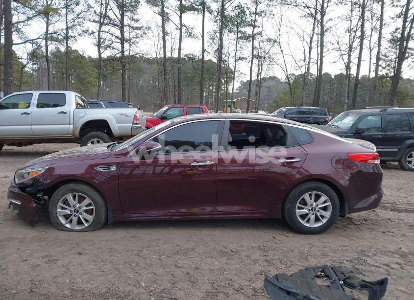 Photo 15 of 2016 Kia Optima LX (VIN 5XXGT4L33GG103229)