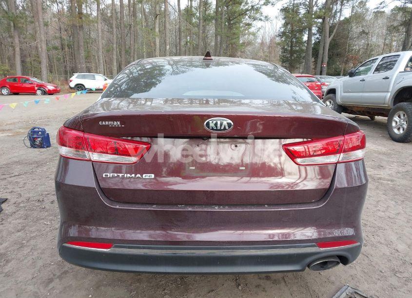 Photo 17 of 2016 Kia Optima LX (VIN 5XXGT4L33GG103229)