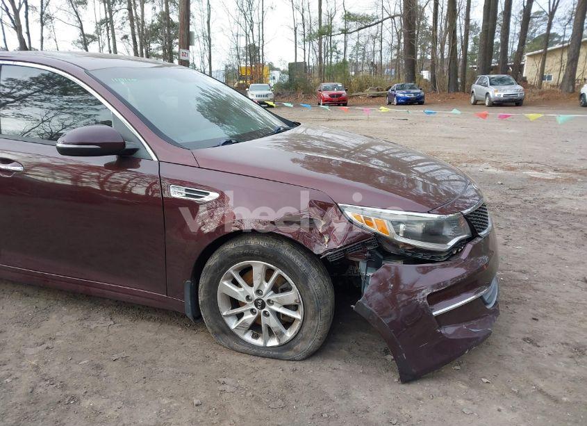 Photo 19 of 2016 Kia Optima LX (VIN 5XXGT4L33GG103229)