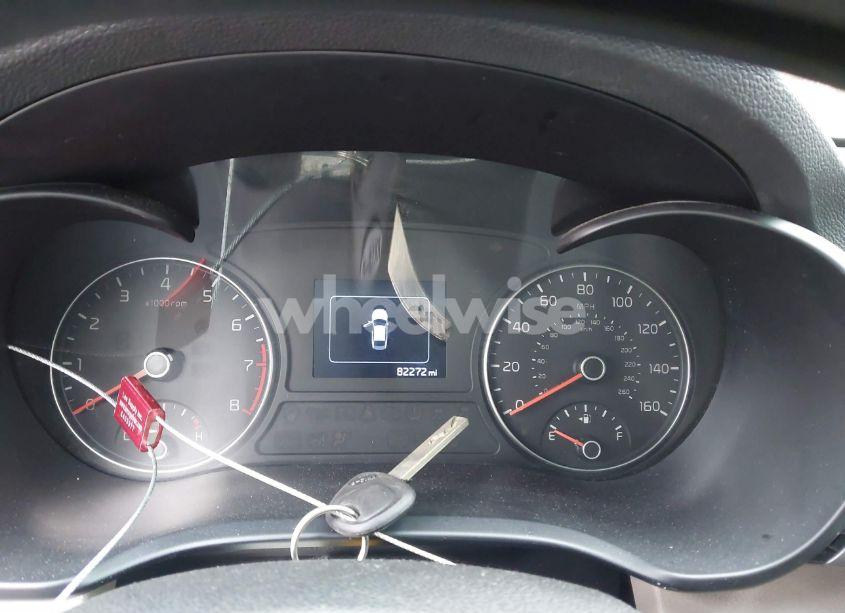 Photo 7 of 2016 Kia Optima LX (VIN 5XXGT4L33GG103229)