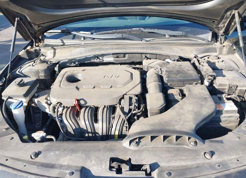 Photo 10 of 2016 Kia Optima LX (VIN 5XXGT4L33GG118734)