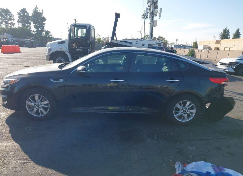 Photo 14 of 2016 Kia Optima LX (VIN 5XXGT4L33GG118734)