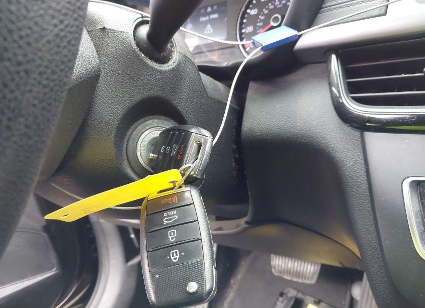 Photo 11 of 2017 Kia Optima LX (VIN 5XXGT4L33HG123806)