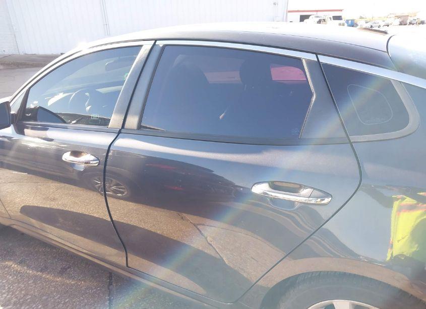 Photo 14 of 2017 Kia Optima LX (VIN 5XXGT4L33HG123806)